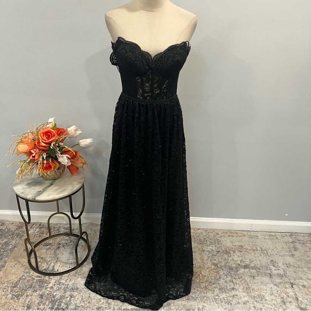 Morgan & Co Black Glittery Floral Lace Strapless Bustier Maxi Ballgown - Reemoly